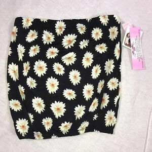 So Nikki Size Small 7/8 Girls Yellow Daisies Tube Top. New With Tags